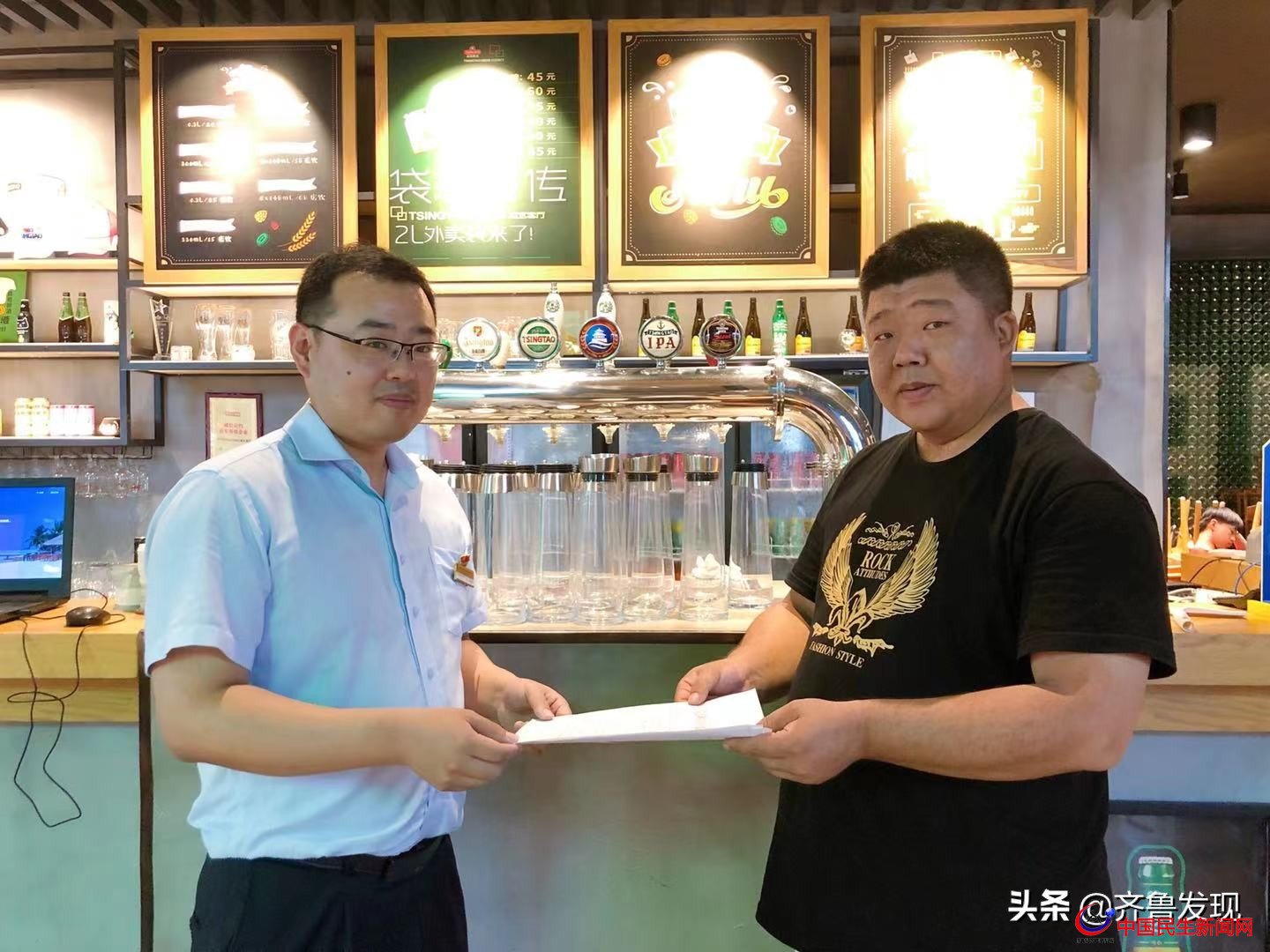 區(qū)行政審批局量身定制、上門服務(wù)，助力嶗山會(huì)場(chǎng)文藝表演順利進(jìn)行